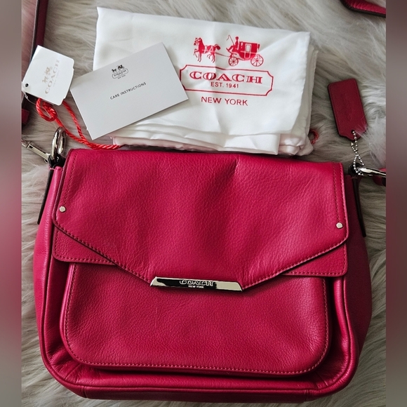 Coach pink berry leather mini flap crossbody bag handbag - Picture 3 of 14